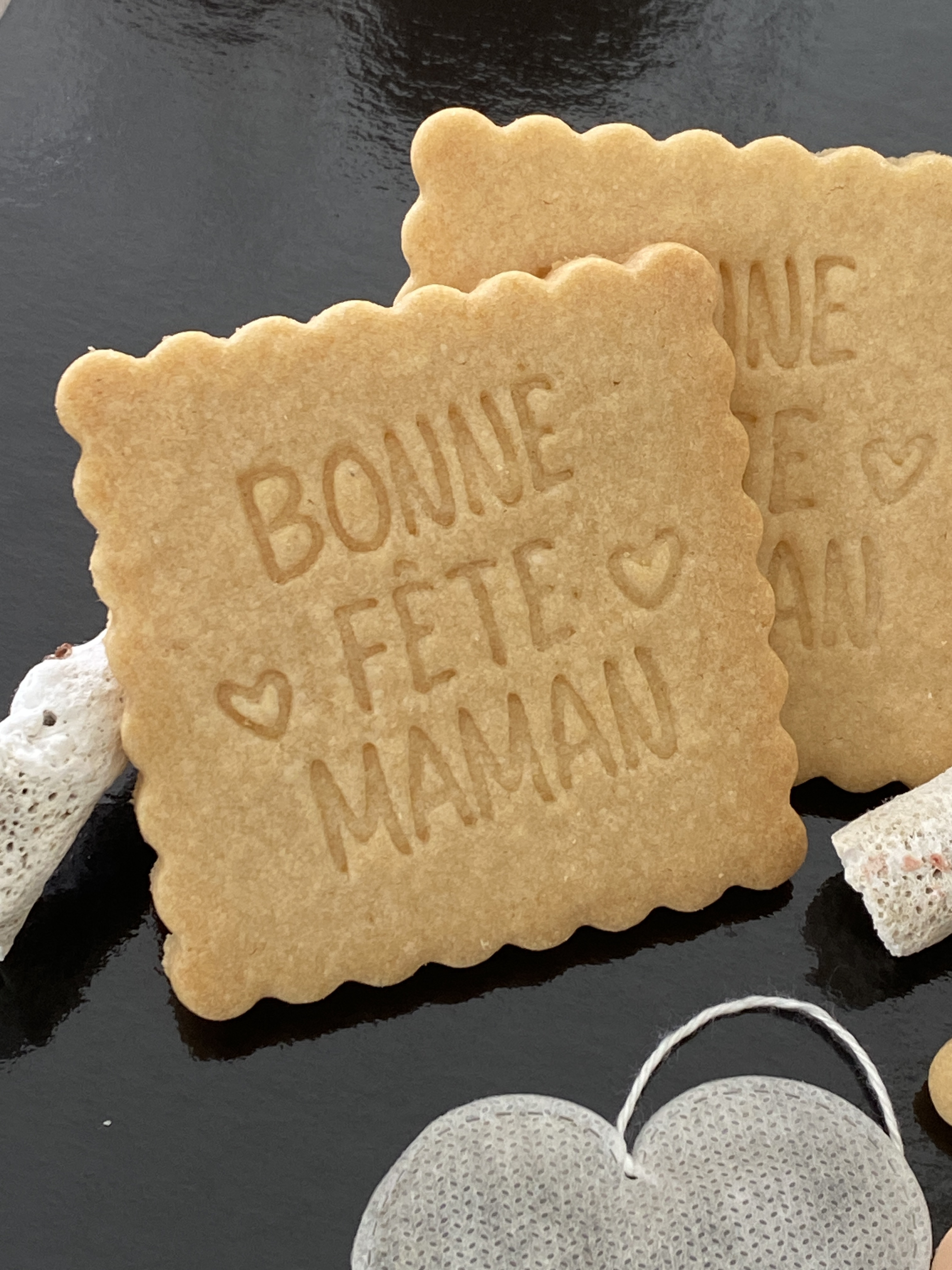 2 Biscuits personnalisés cadeau d'invité - Déclaration Gourmande